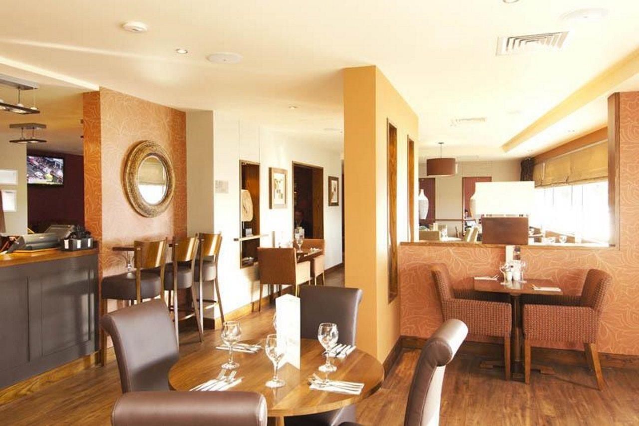 Premier Inn Liverpool John Lennon Airport Спік Екстер'єр фото