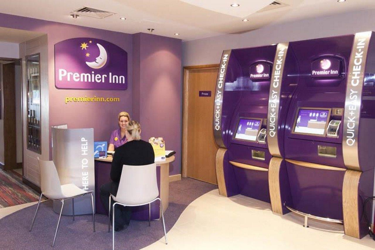 Premier Inn Liverpool John Lennon Airport Спік Екстер'єр фото